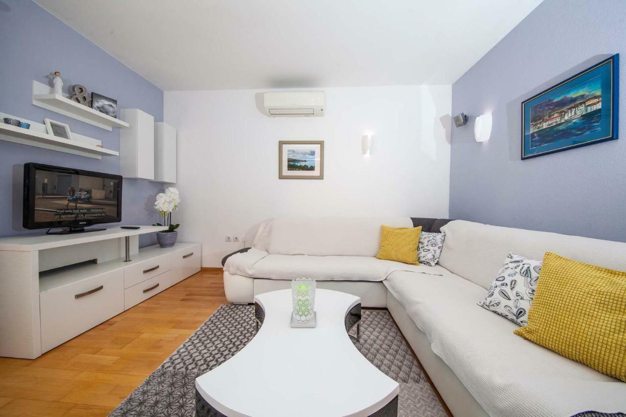 Apartment Sarena *