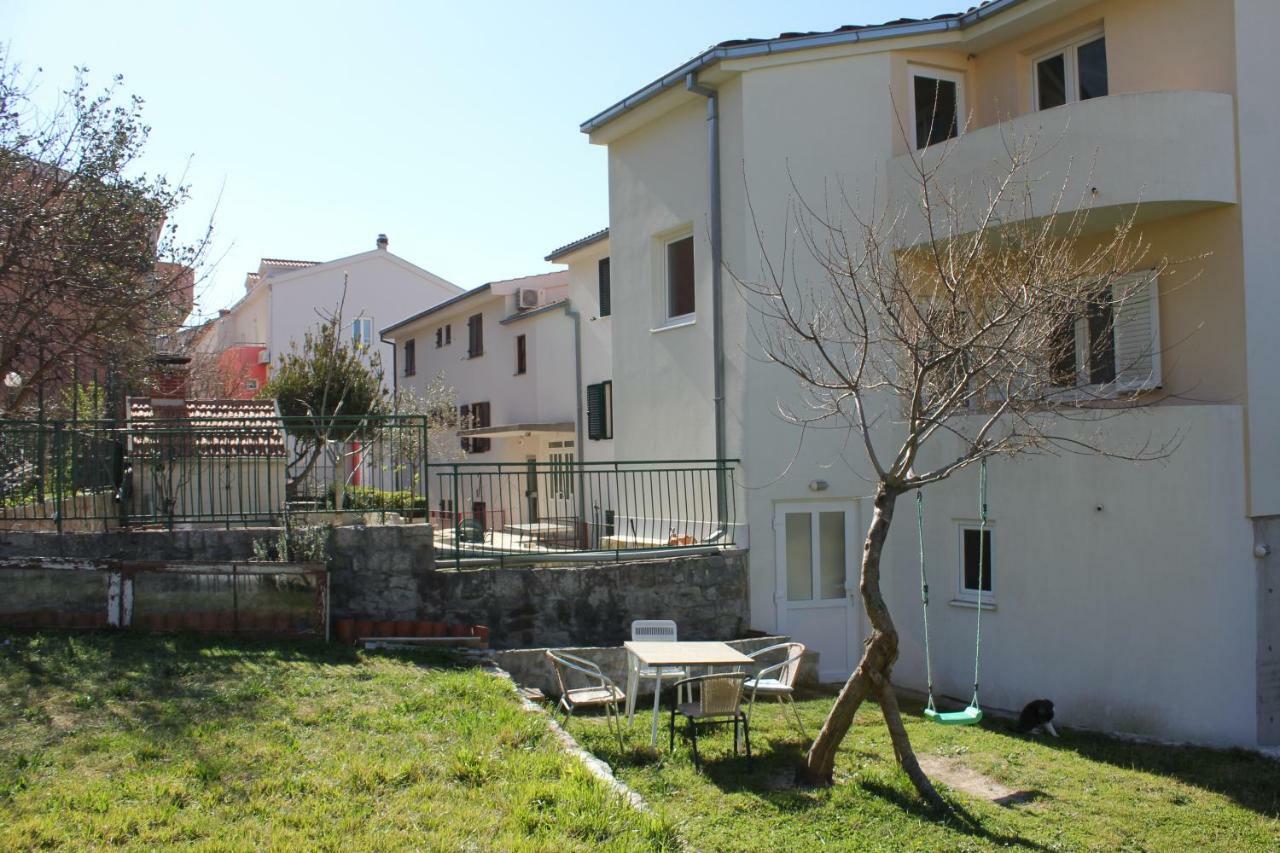 Sarena Apartment